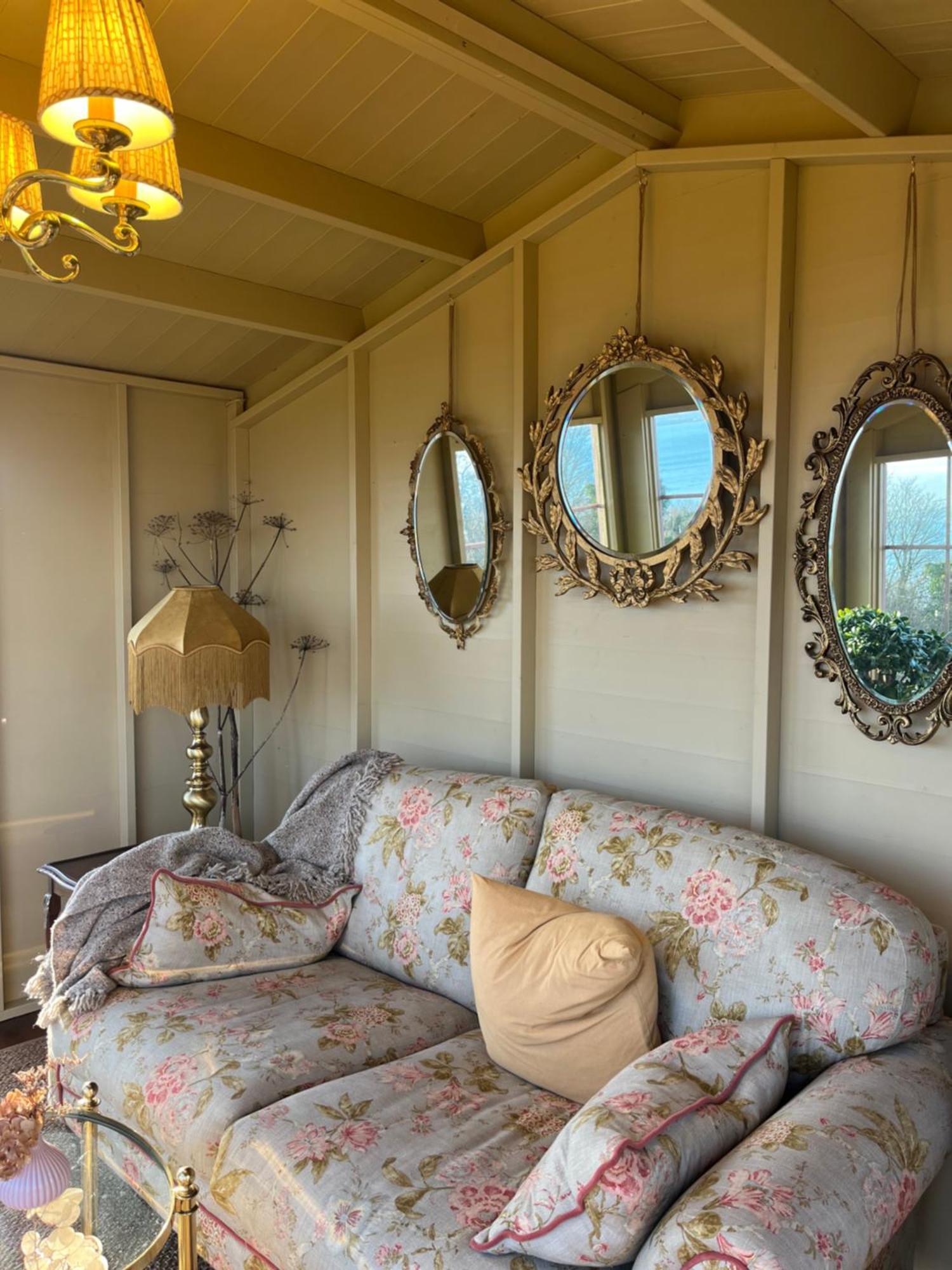 The Pink Cottage Upstairs Suite & Garden Summer Room Whitehead 외부 사진