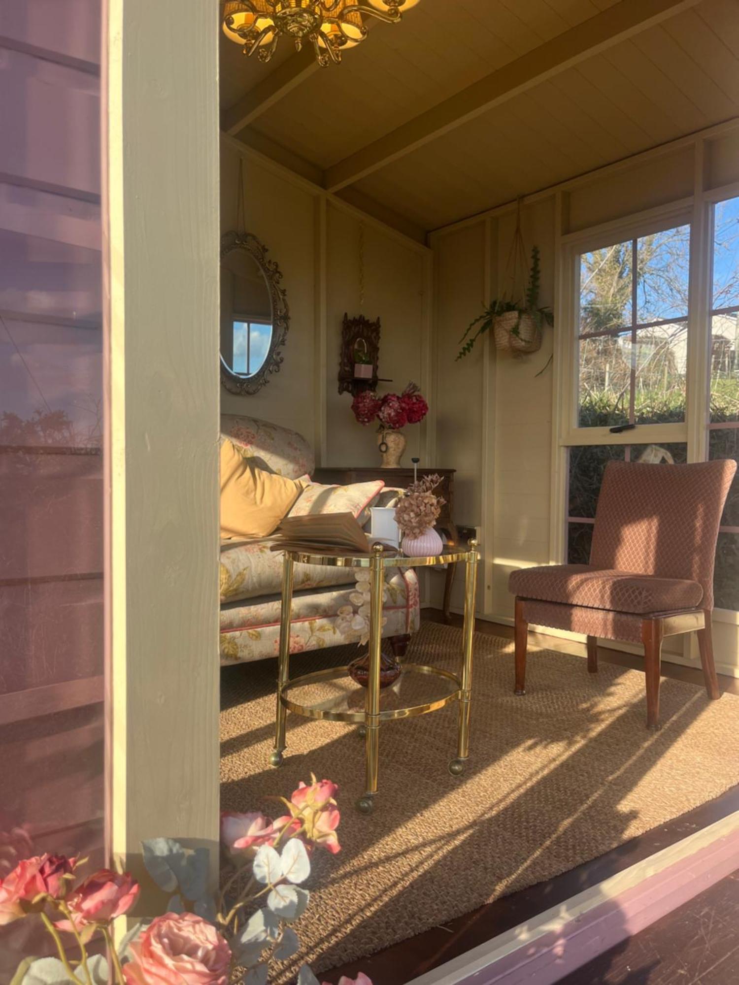 The Pink Cottage Upstairs Suite & Garden Summer Room Whitehead 외부 사진