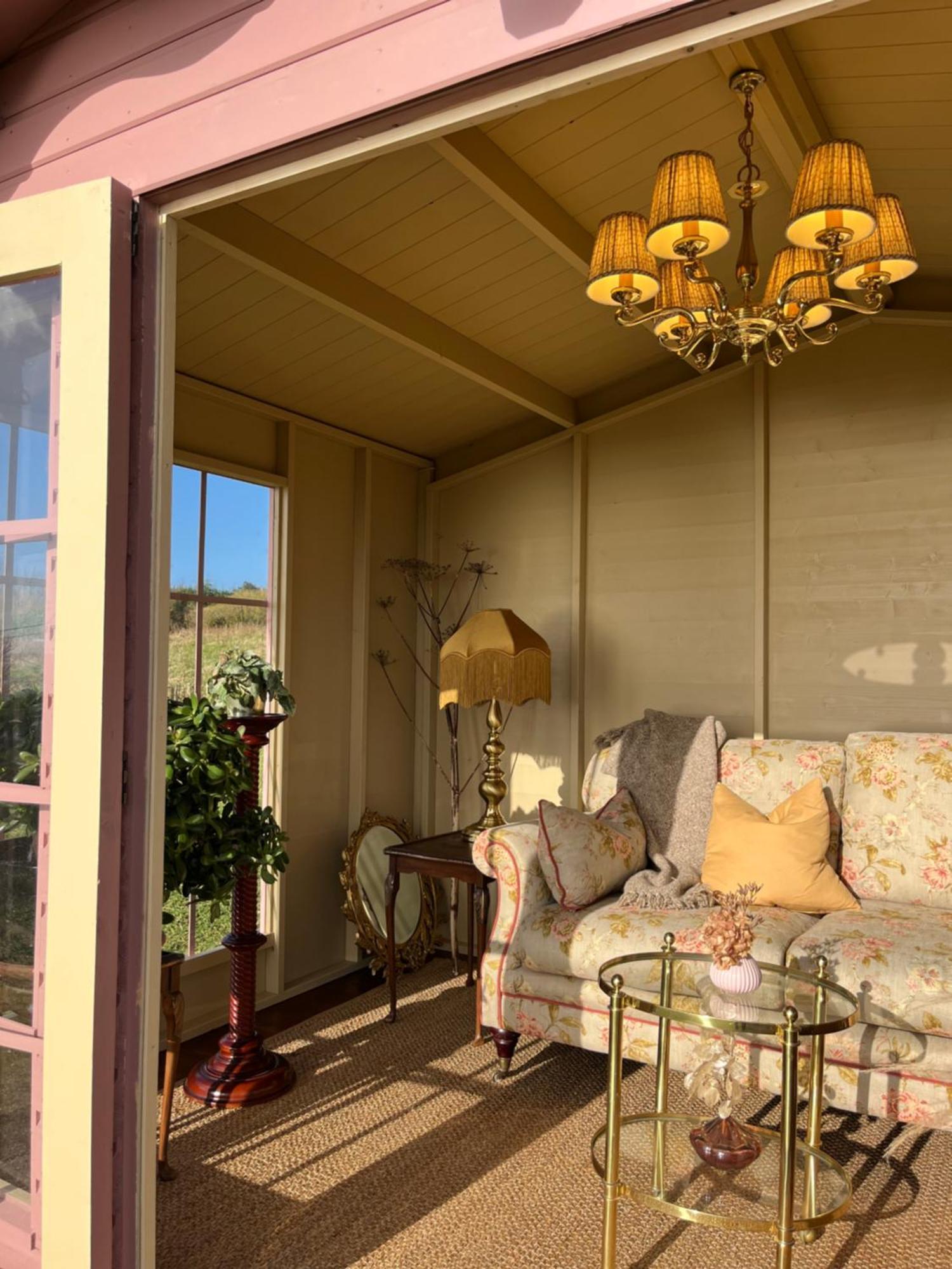The Pink Cottage Upstairs Suite & Garden Summer Room Whitehead 외부 사진